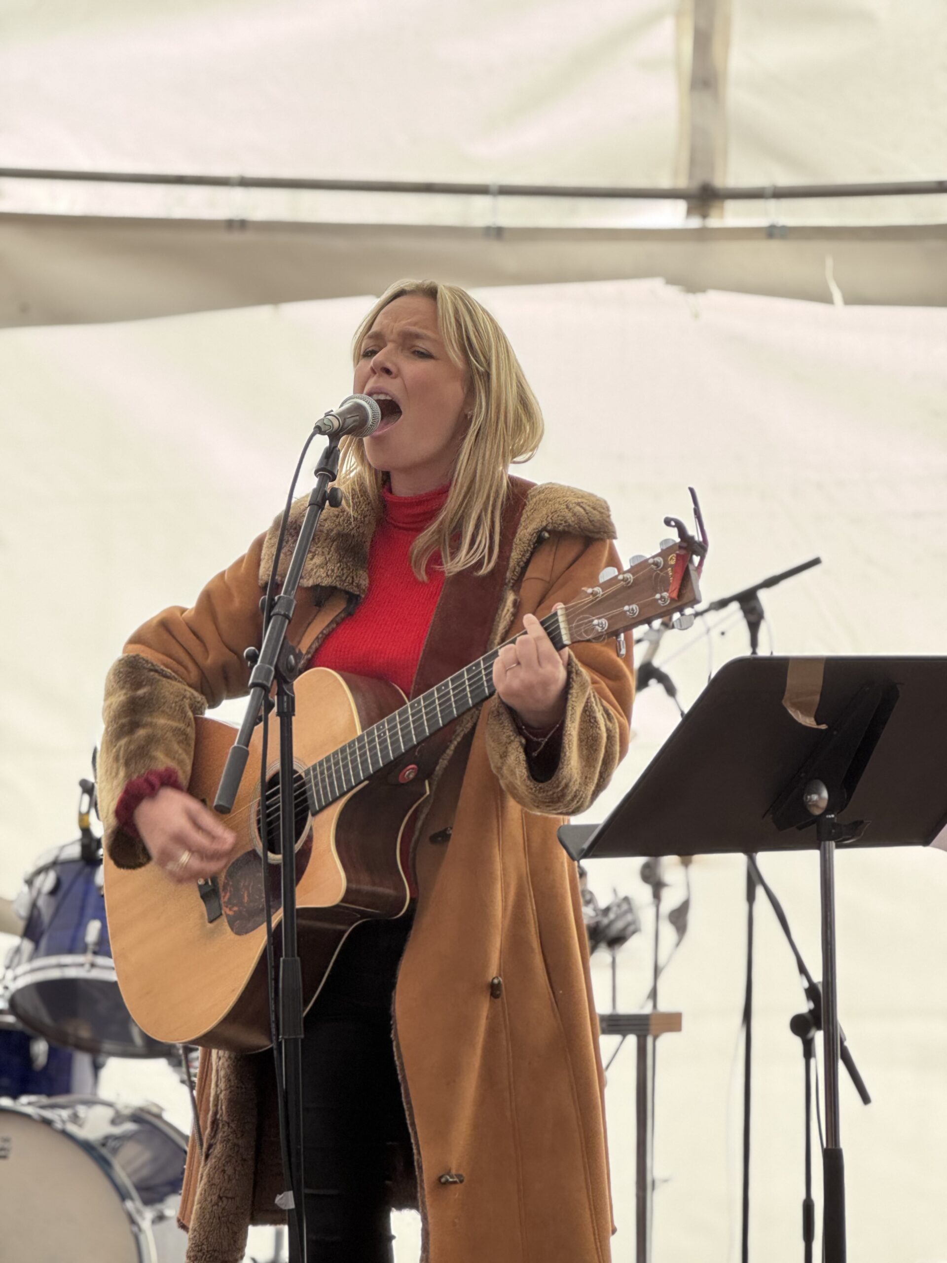 Hayley McKay performing at Hopetown Darlington